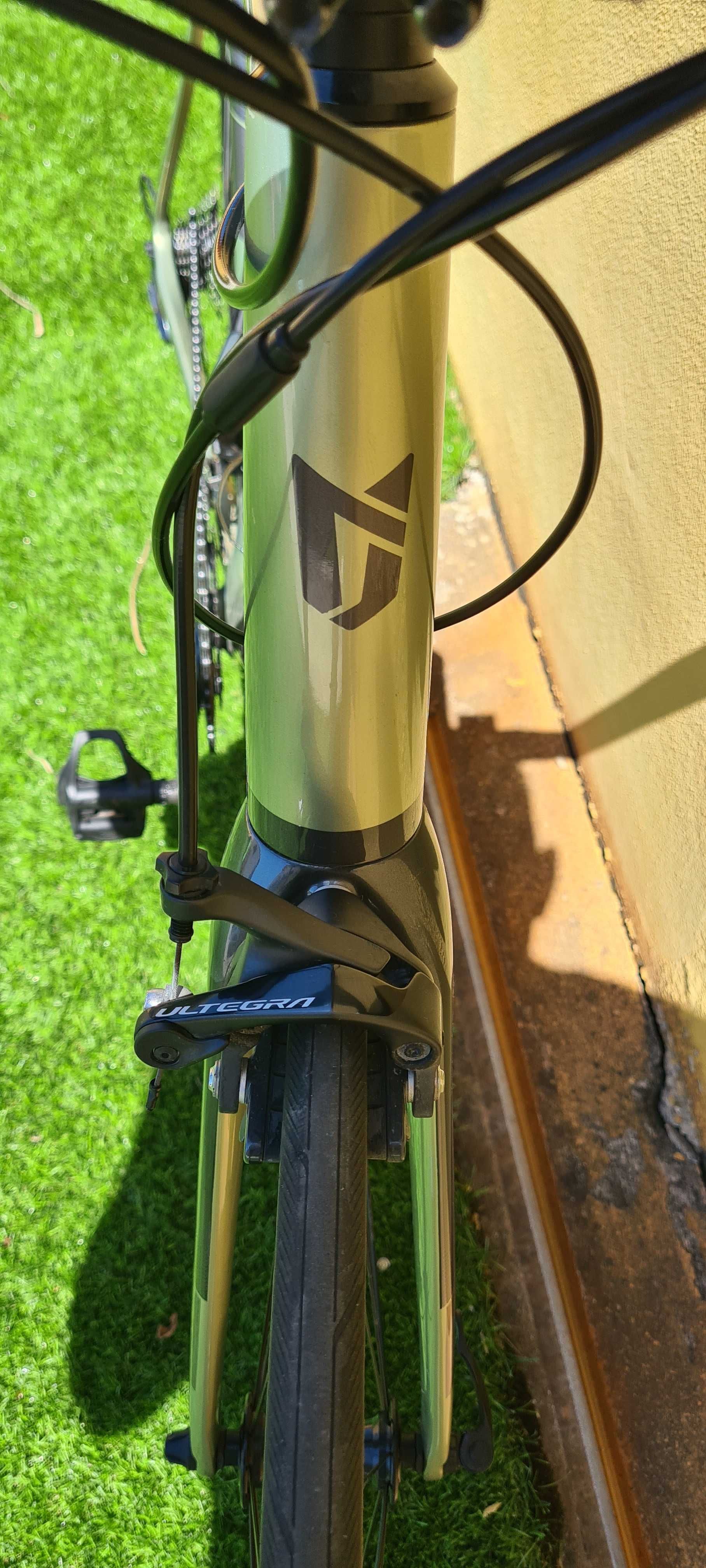 Coluer invicta 6.0 Carbono Full Shimano Ultegra