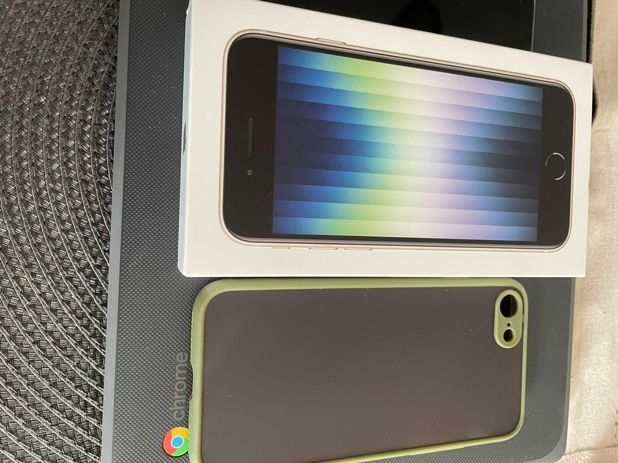iPhone SE 2022 biały jak nowy