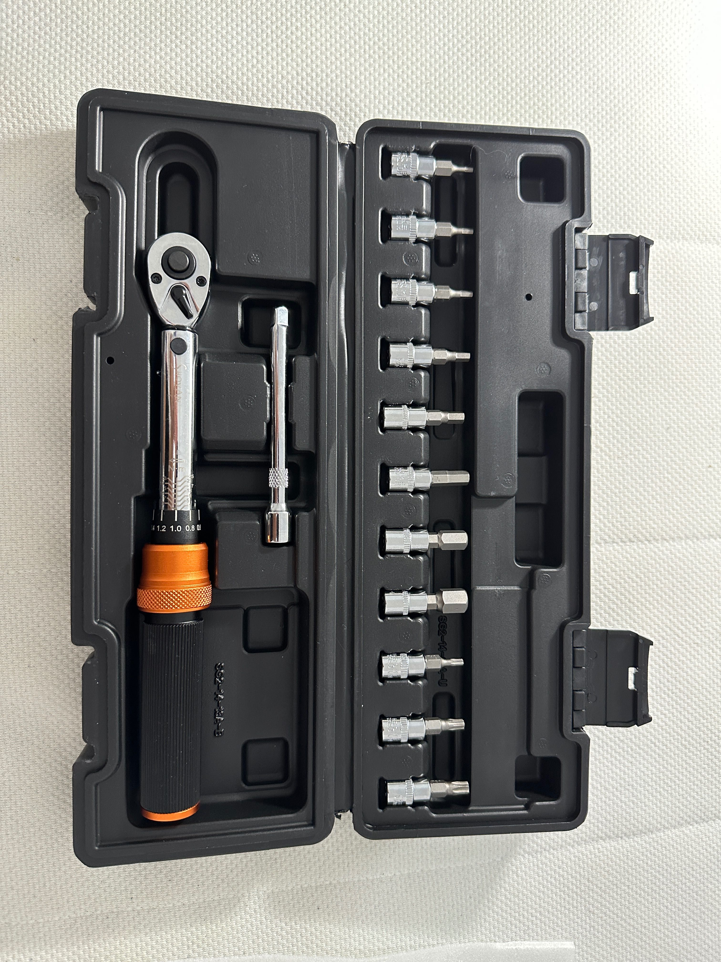 Chave de Torque 1/4” com bits – 1–25 Nm