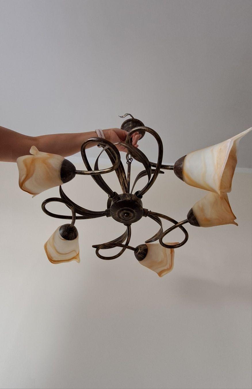 Żyrandol lampa salon