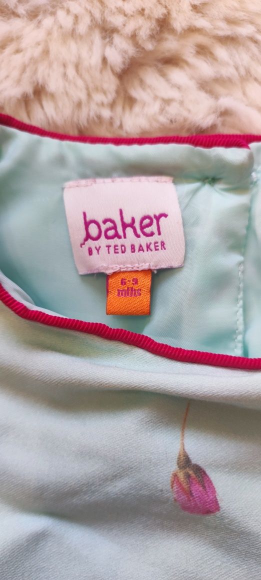 Śliczna sukienka dla dziewczynki Ted Baker 68 74