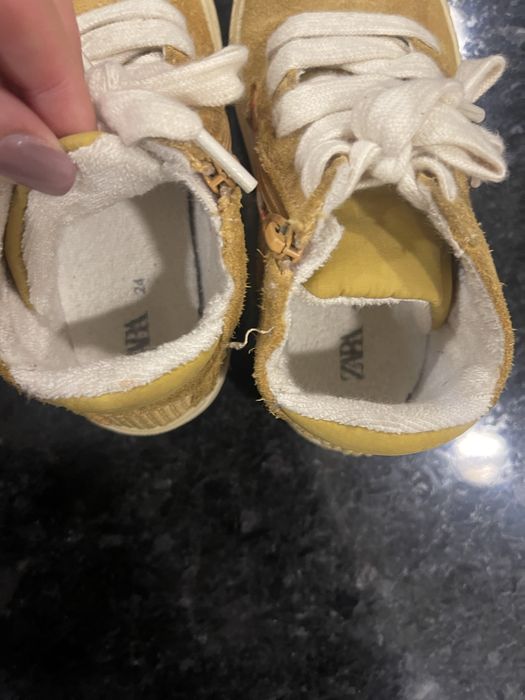 Bota/sapatilha Zara menina em excelente estado