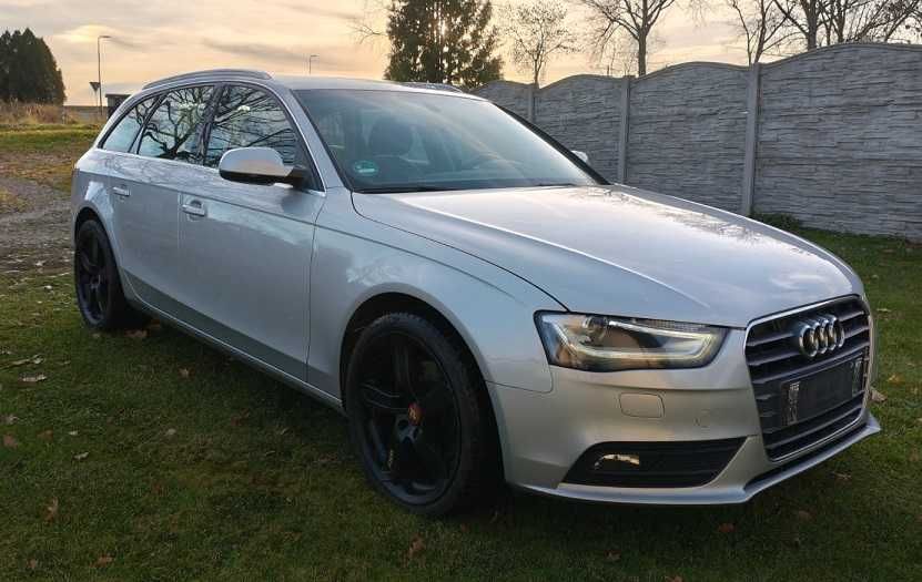 Audi A4 B8 Lift 2.0 tdi, 143 KM, niski przebieg