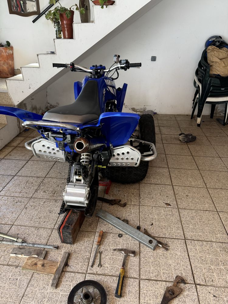Yamaha raptor 660r