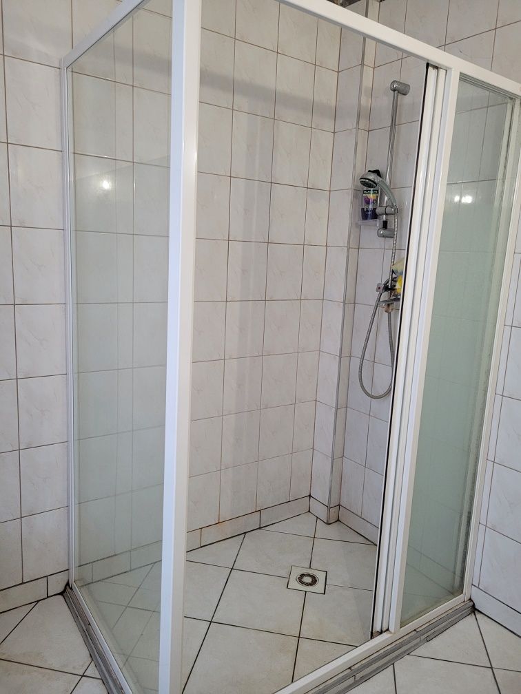 Kabina prysznicowa narożna 130 x 90