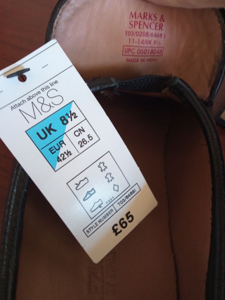 Нові туфлі лофери Marks Spencer. Р. 42,5