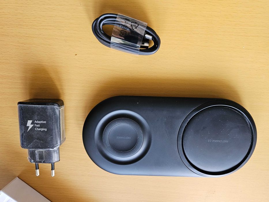 Беспроводное зарядное устройство Samsung EP-P5200 (EP-P5200TBRGRU)