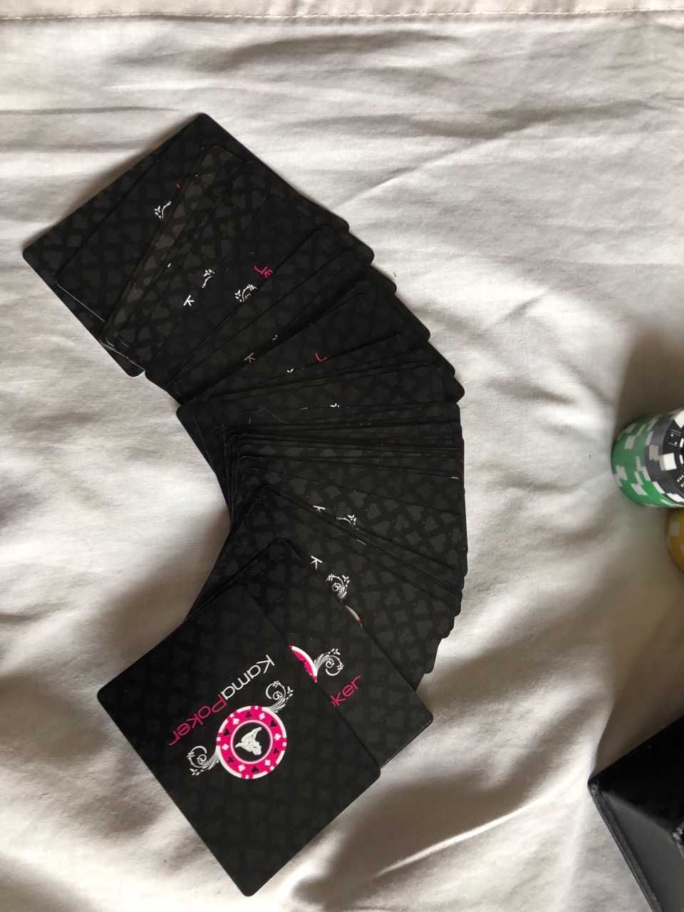 Гра для дорослих Tease & Please Kama Poker Кама Покер