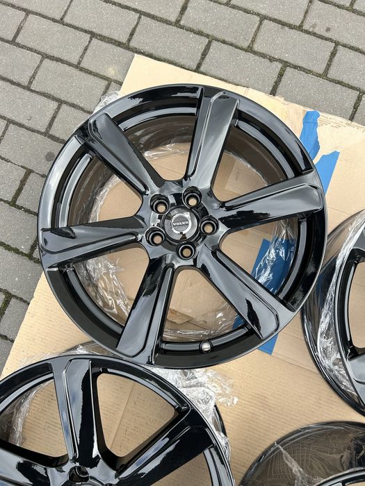 Felgi 19 Volvo XC60,XC90, S90,  super stan 5x108