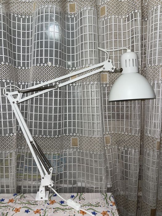 Настільна лампа для майстрів IKEA