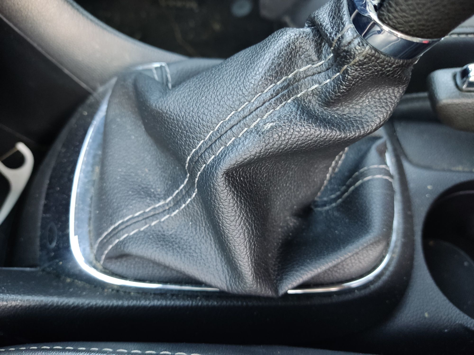 Mieszek Gałka zmiany biegów Opel Mokka