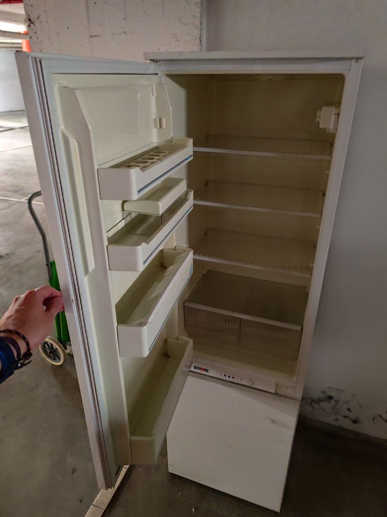 Frigorífico combinado de encastrar Rommer - 2 Motores
