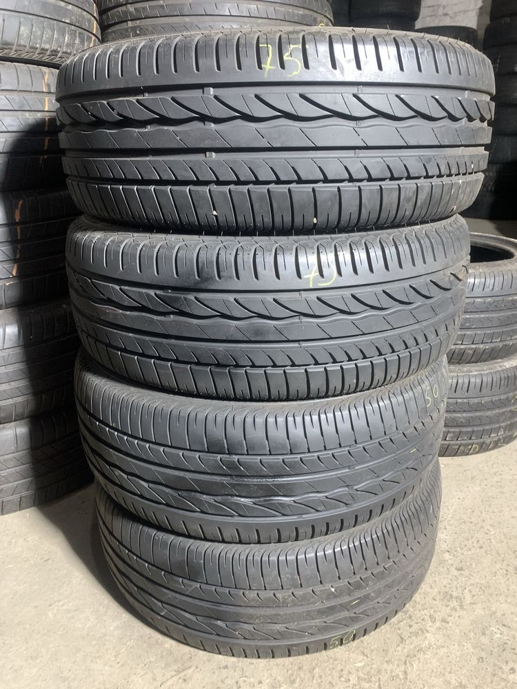 Комплект шин б/у лето 235/55 17 Bridgestone turanza ER 300