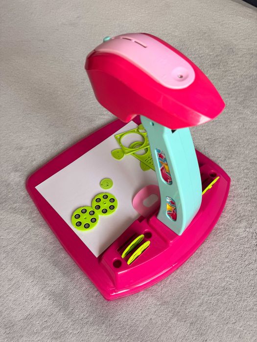 Детский проектор для рисования розовый