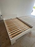 Cama casal IKEA com colchão