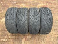 3720. Opony zimowe 255/55/19 Bridgestone 7/7.5mm cena za 4szt