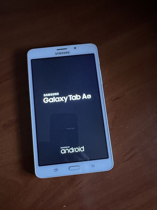 Планшет Samsung Galaxy Tab A 2016 T285.