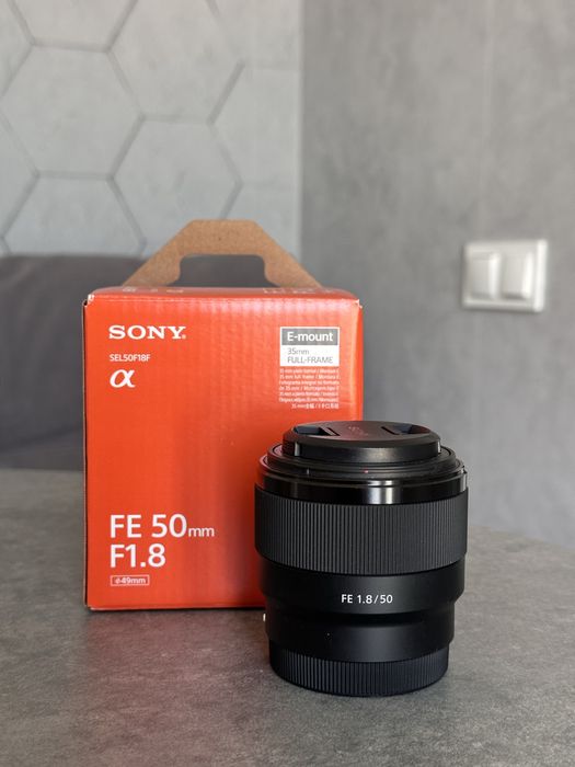 Sony FE 50 1.8 об’єктив