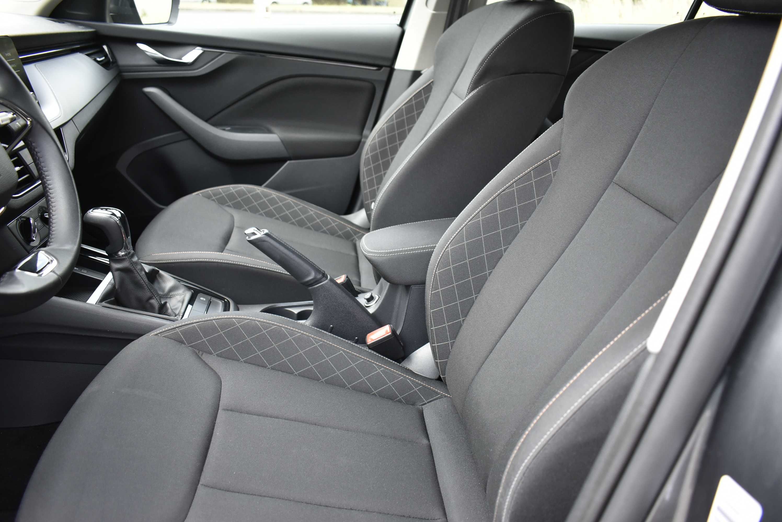Skoda Lamiq 1.0 TSI DSG