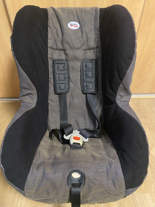 Продам автокрісло Britax