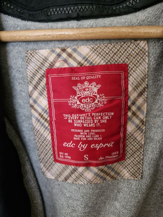 Kurtka zimowa Esprit