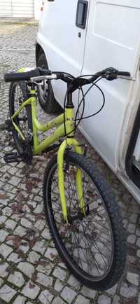 Bicicleta de cor Verde