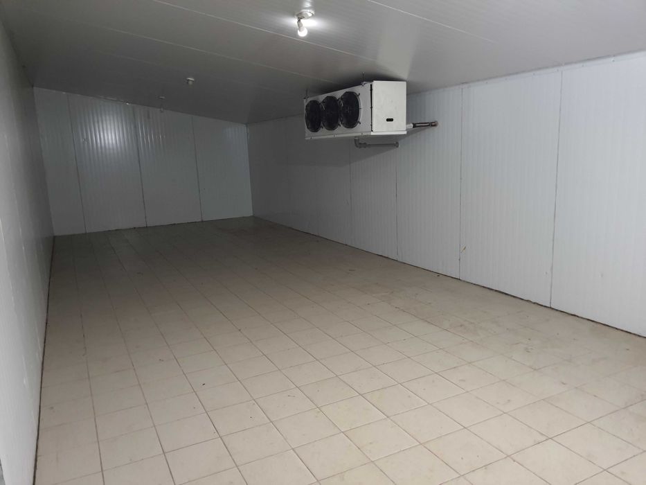 Склад 400-825м в тч холодильник 50м, с. Вороньков.