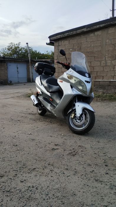 Неспішно продам/обміняю максіскутер Speed gear (Suzuki sky wave)