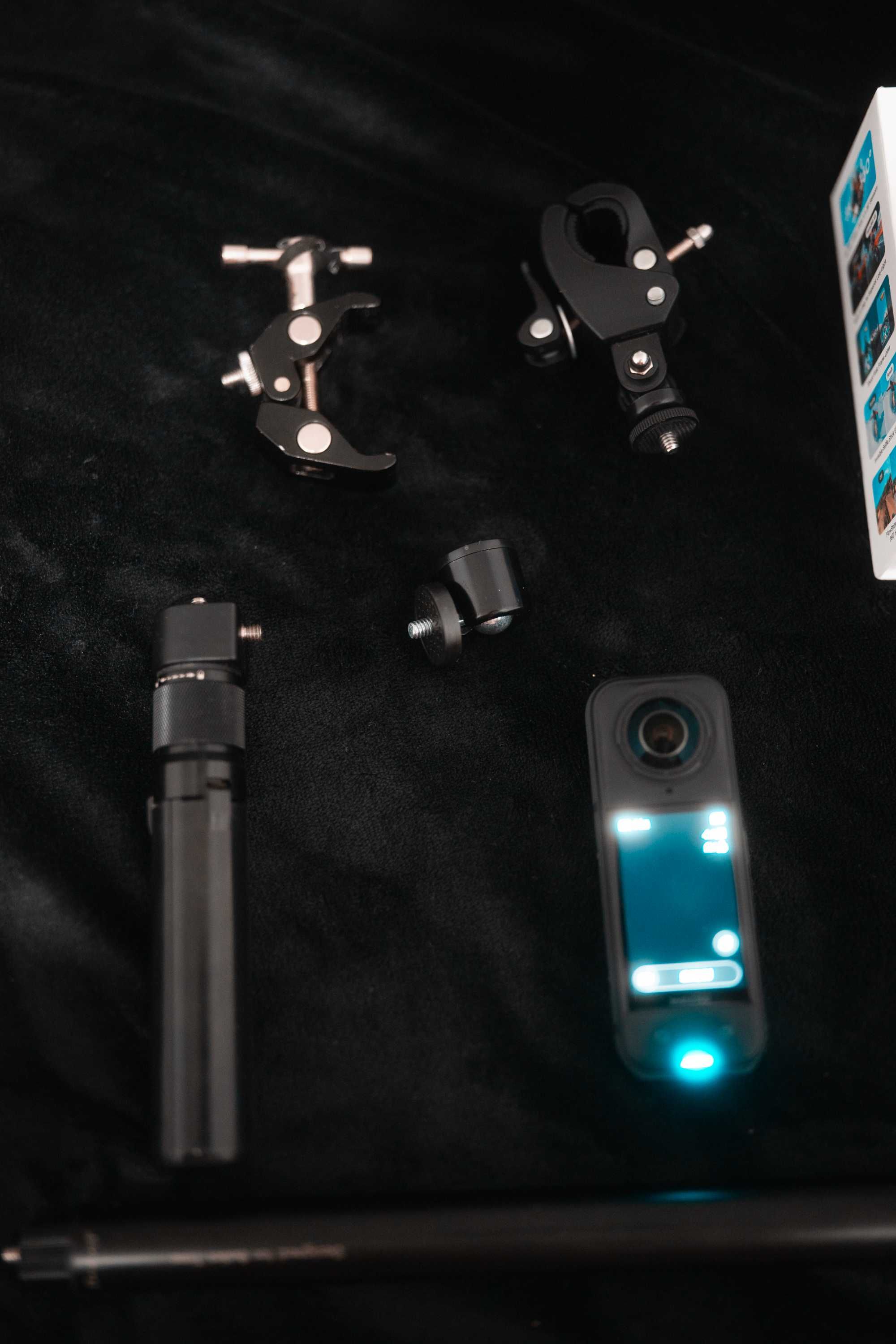 INSTA360 X5  +  Acessorios