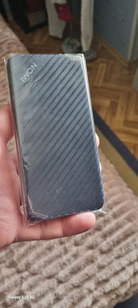 Продам новый павербанк slim  Nomi 5000mah