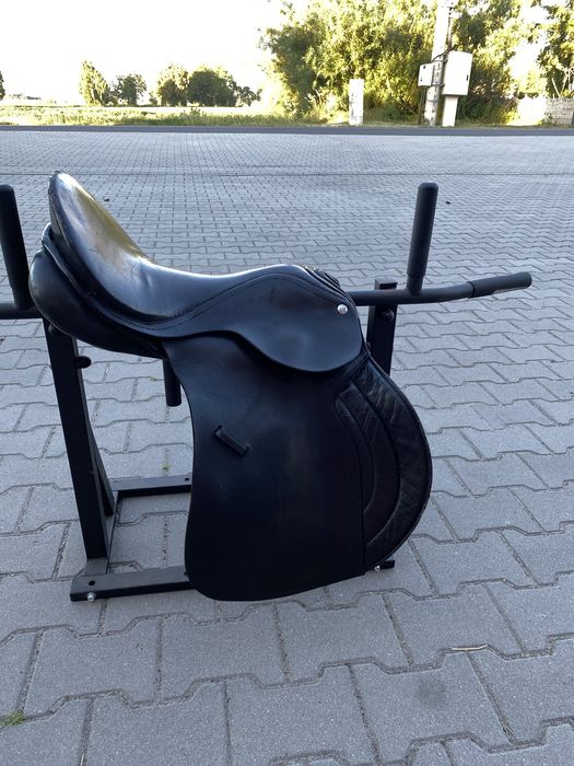 Siodło wszechstronne 17.5”