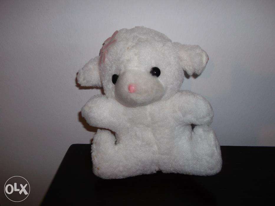 ovelha peluche