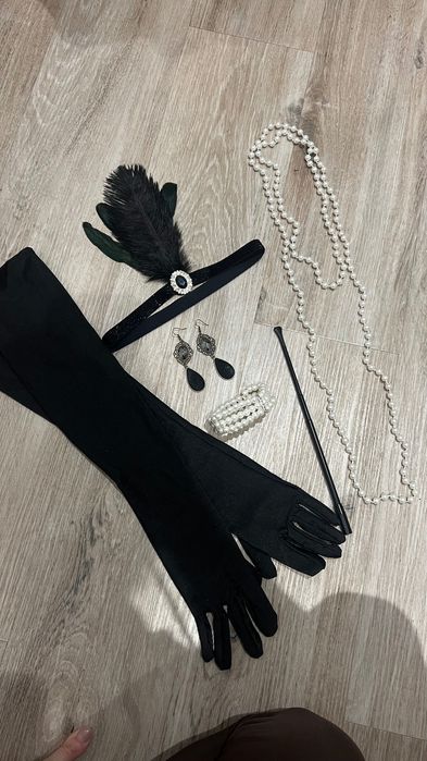 Образ костюм сукня у стилі ГЕТСБІ