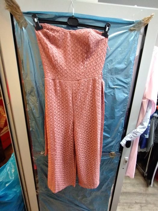 Nowy elegancki kombinezon Mohito