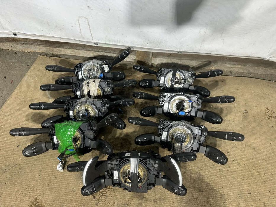 Підрульовий перемикач Пежо 3008 5008 подрулевой Шрот Запчасти