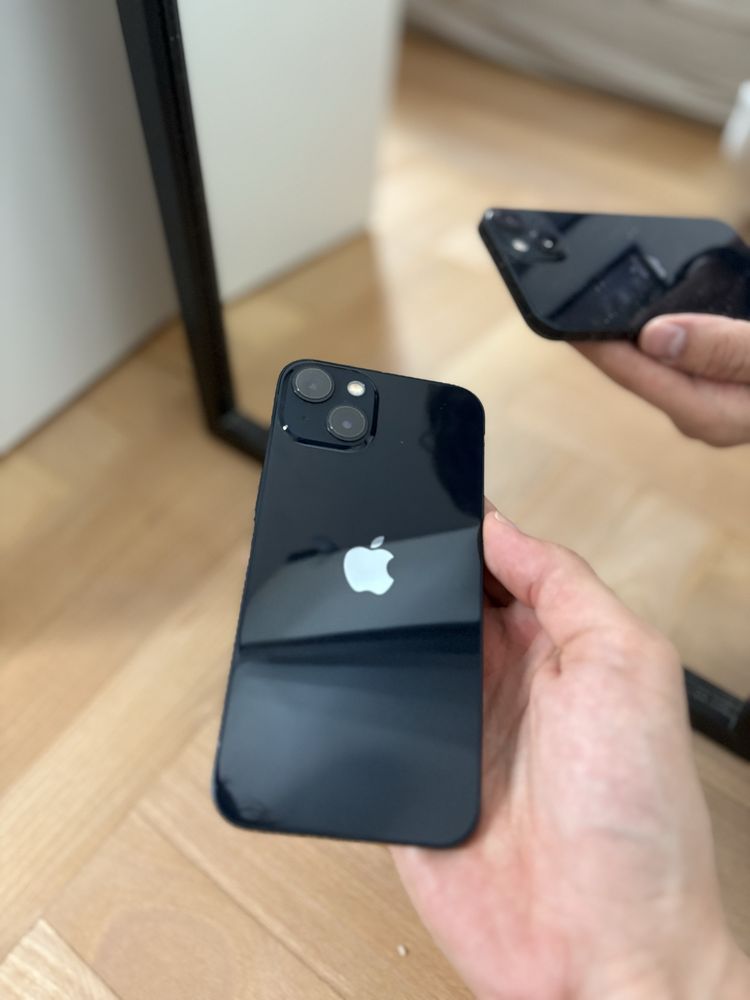 iPhone 13 bardzo dobry stan
