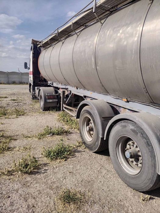 Продам цыстерну бензовоз Бург