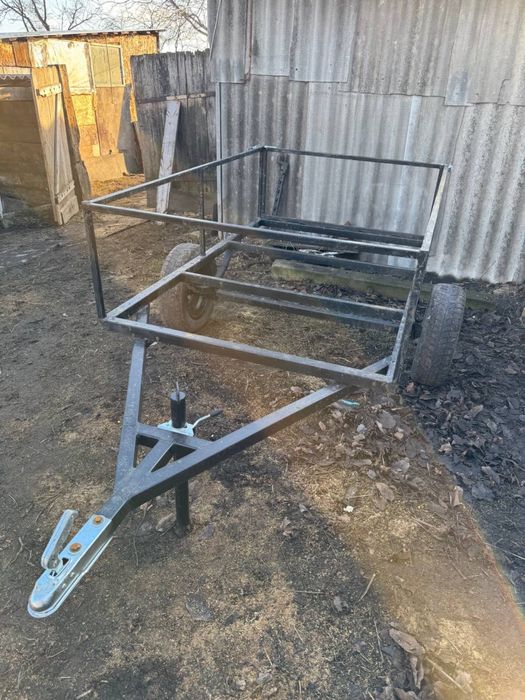 Продам прицеп  2-1.3