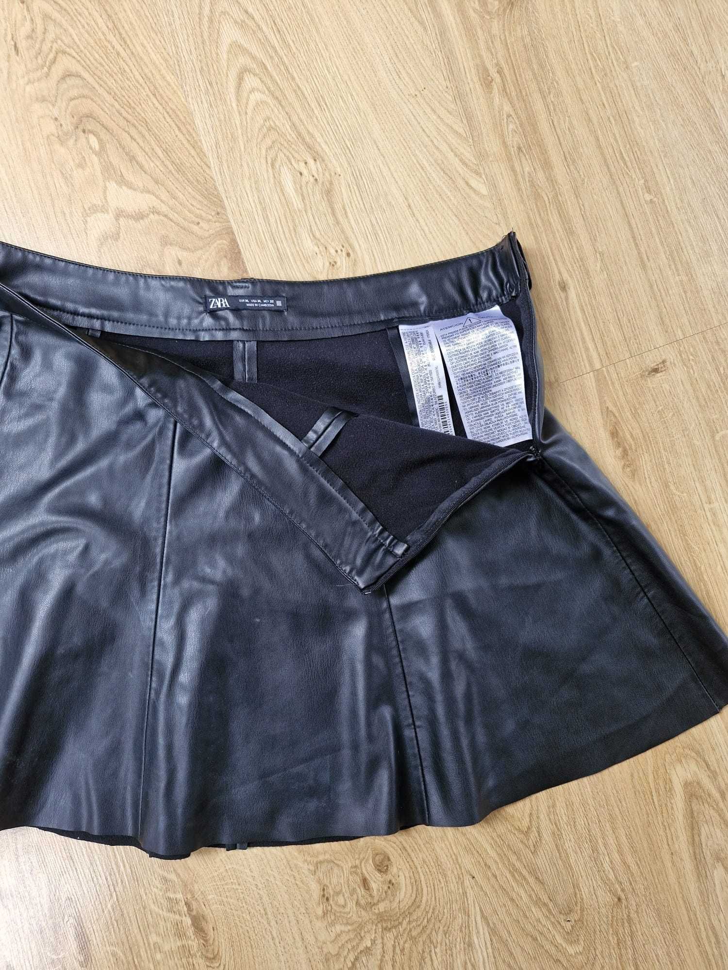 czarna skórzana spódniczka mini Zara