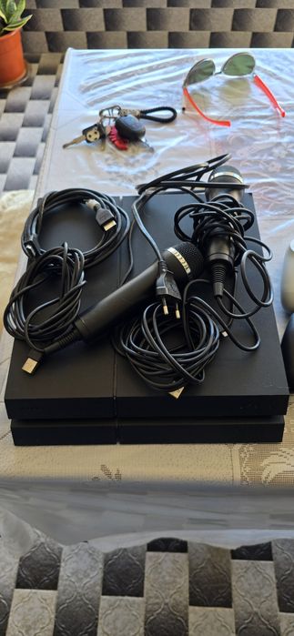 PlayStation 4 (Conjunto Completo)