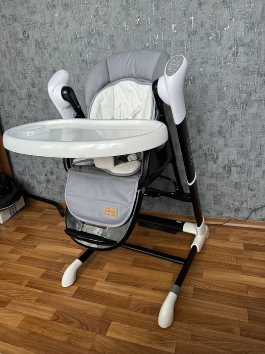 Стілець для годування 3 в 1 , гойдалка , шезлонг ( Майже Новий )