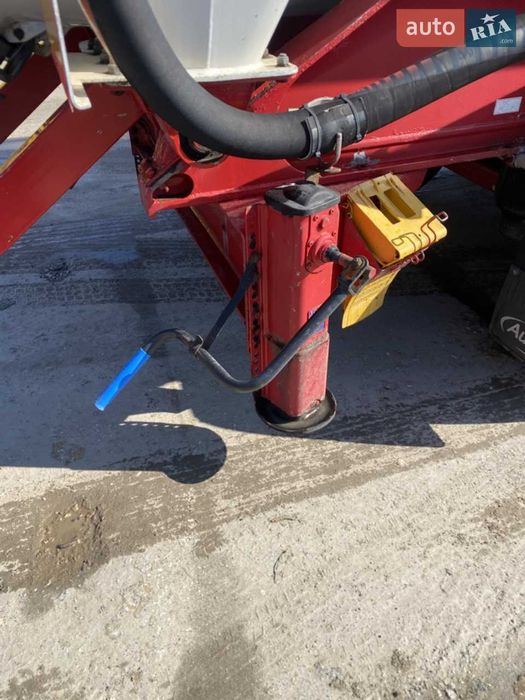 Силусна Бочка. Обмін