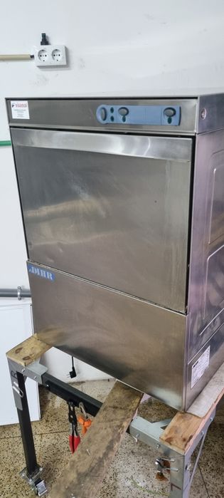 Máquina de lavar louça industrial DIHR - inox - excelente estado!