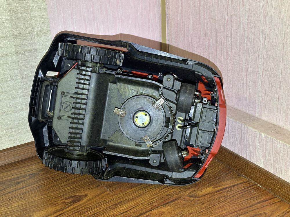 Робот газонокосарка einhell