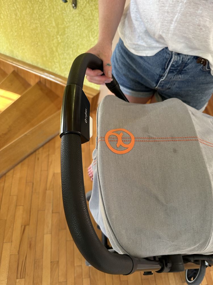 Cybex eezy s + 2