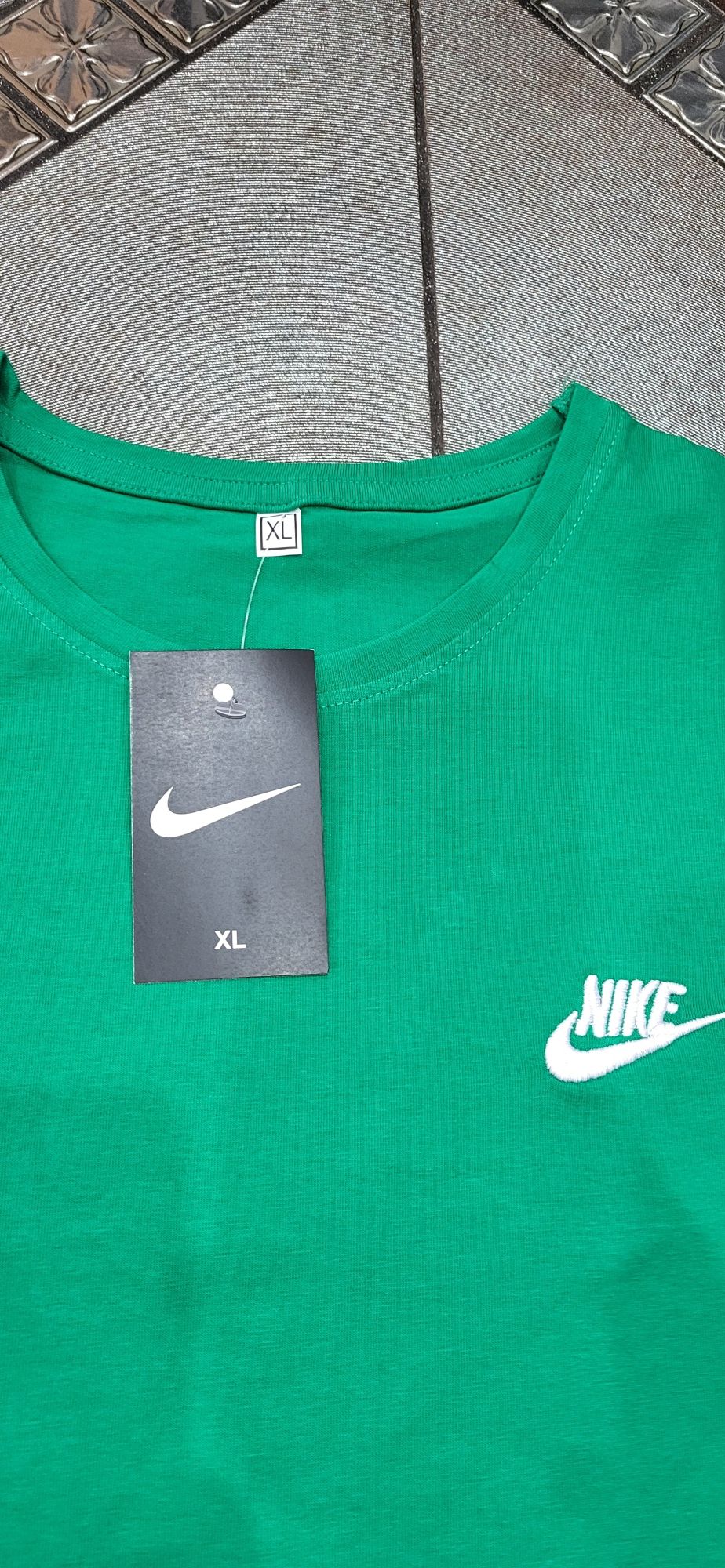Zielona koszulka męska bawełna łyżwa logo nike XL