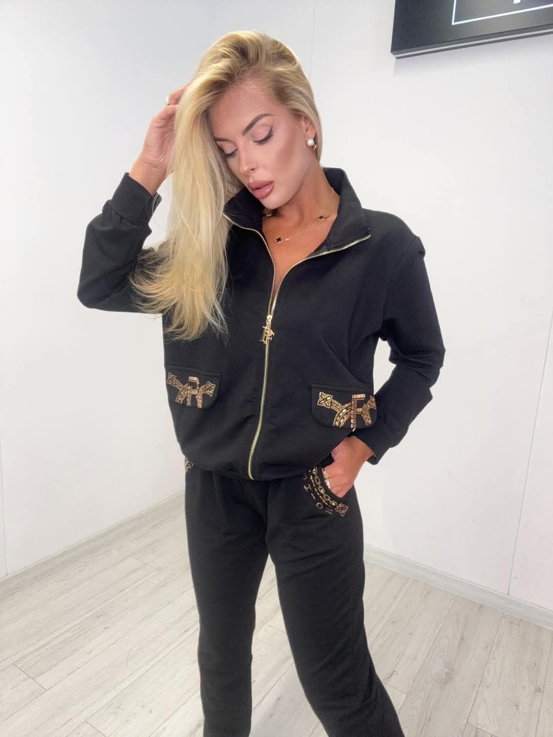 Elegancki komplet dres z cyrkoniami dwa kolory logo paparazzi