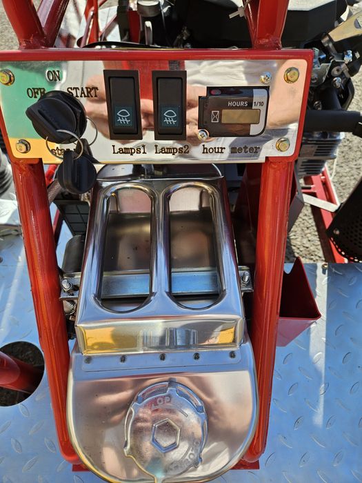 Zacieraczka dwukołowa samojezdna wylewek mod:PT-D36 Honda GX-690 TXF4