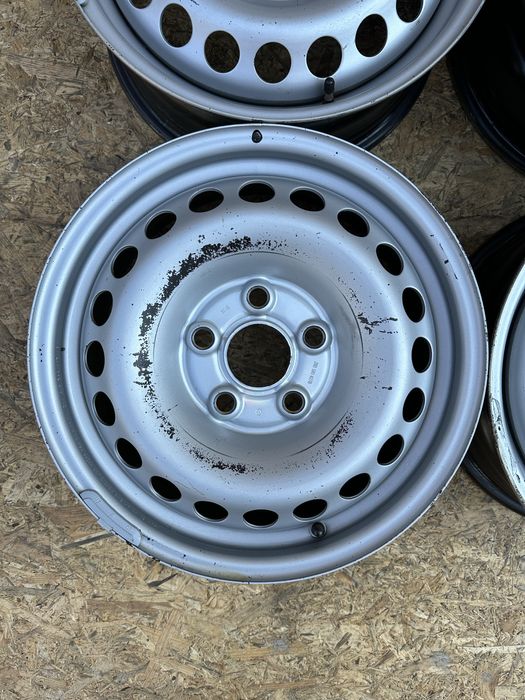 Диски5/120 R16 ET51 цо(діа)65.1 титани диски