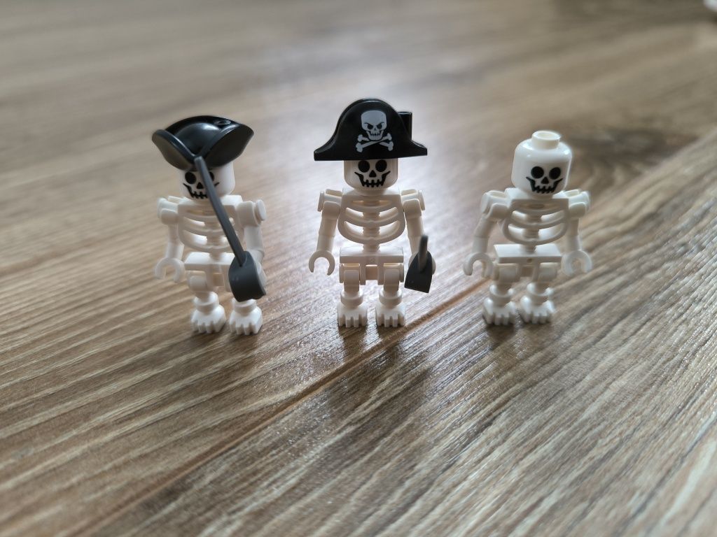 LEGO szkielet kościotrup pirat